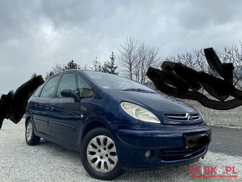 2003' Citroen Xsara Picasso photo #1
