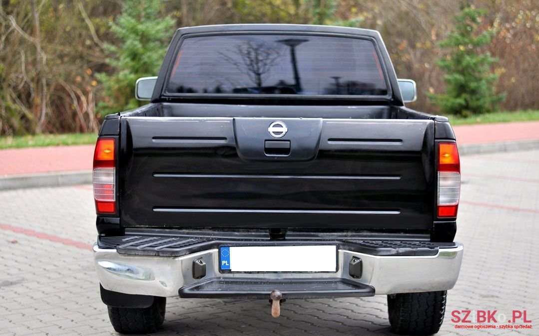 2004' Nissan Navara photo #5