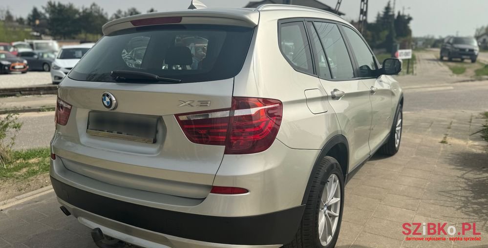 2011' BMW X3 Xdrive20D photo #5