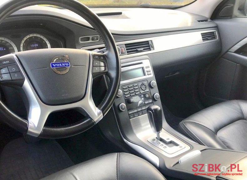 2010' Volvo XC70 photo #2