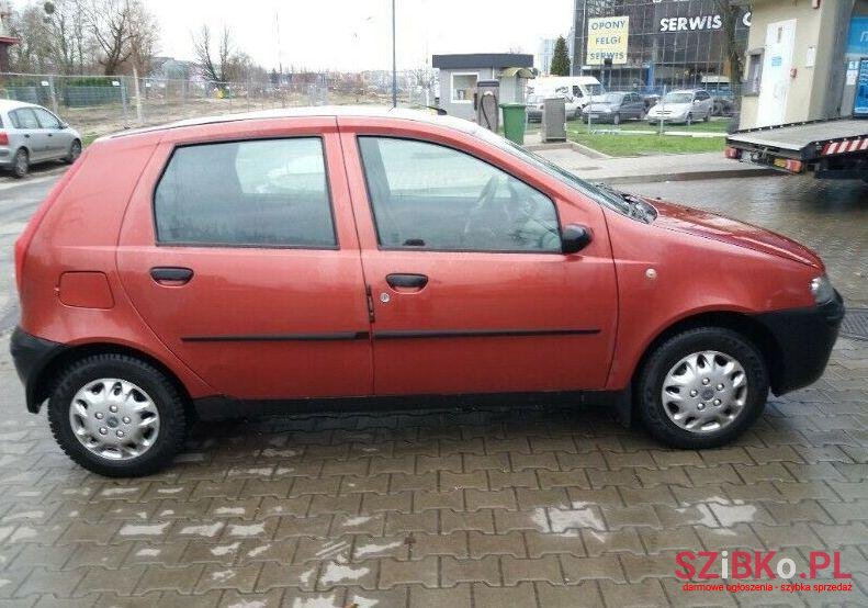 2000' Fiat Punto photo #1