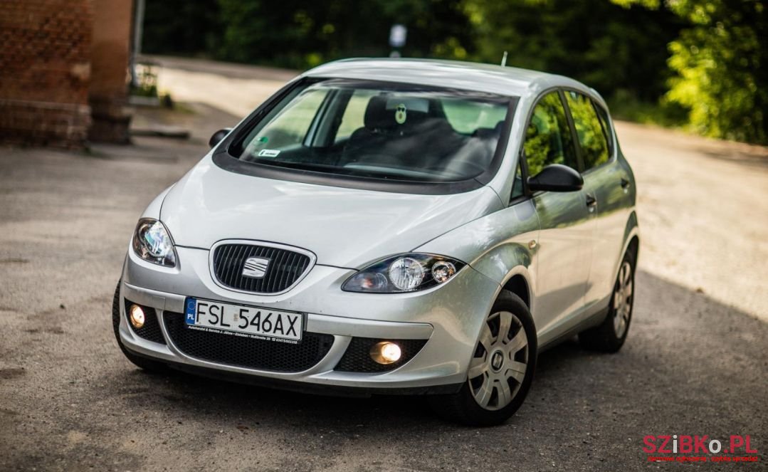 2004' SEAT Altea photo #1