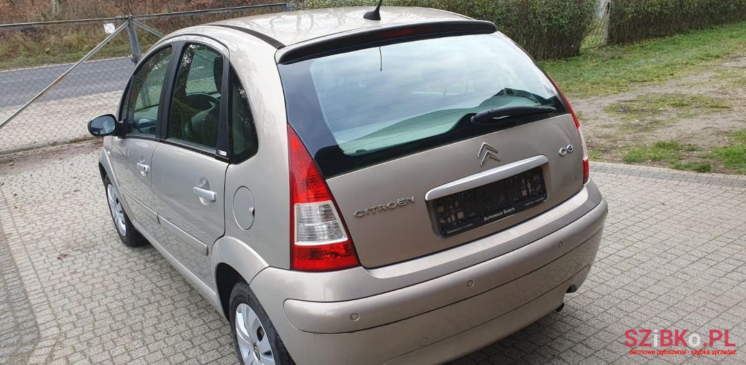 2008' Citroen C3 photo #3