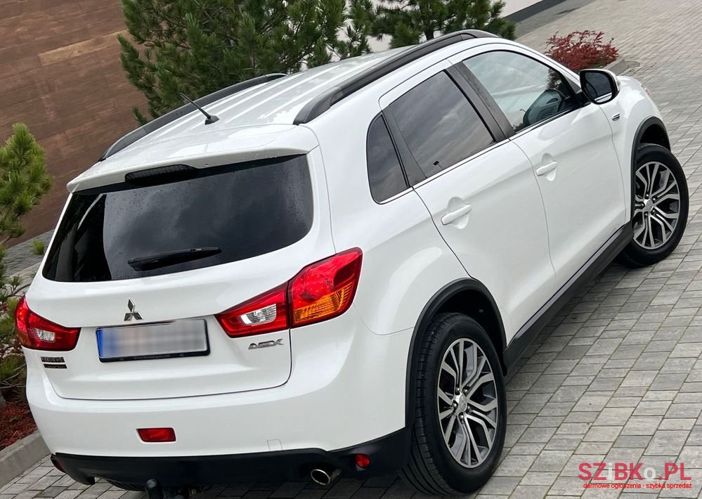2016' Mitsubishi ASX photo #4