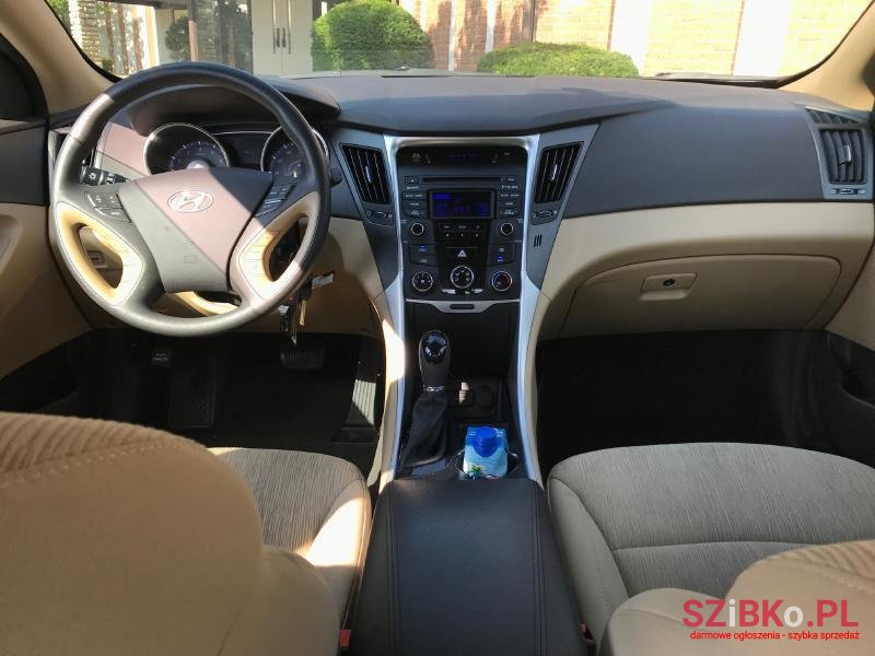 2017' Hyundai Elantra 2017 Hyundai Elantra photo #5