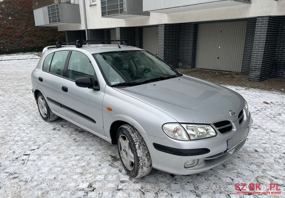 2002' Nissan Almera photo #3