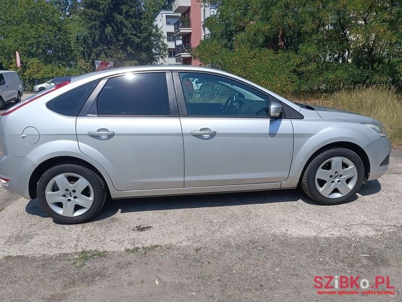 2009' Ford Focus 1.6 16V Trend photo #6