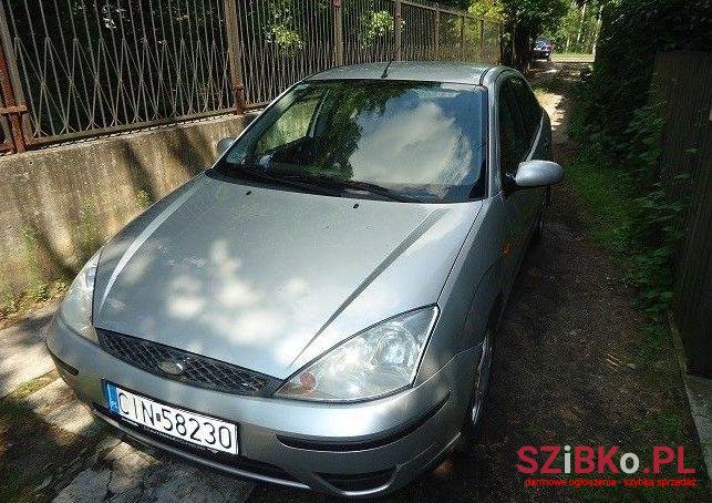2003' Ford Focus photo #1