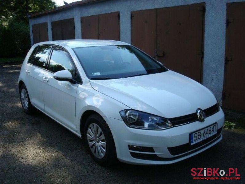 2013' Volkswagen Golf photo #1