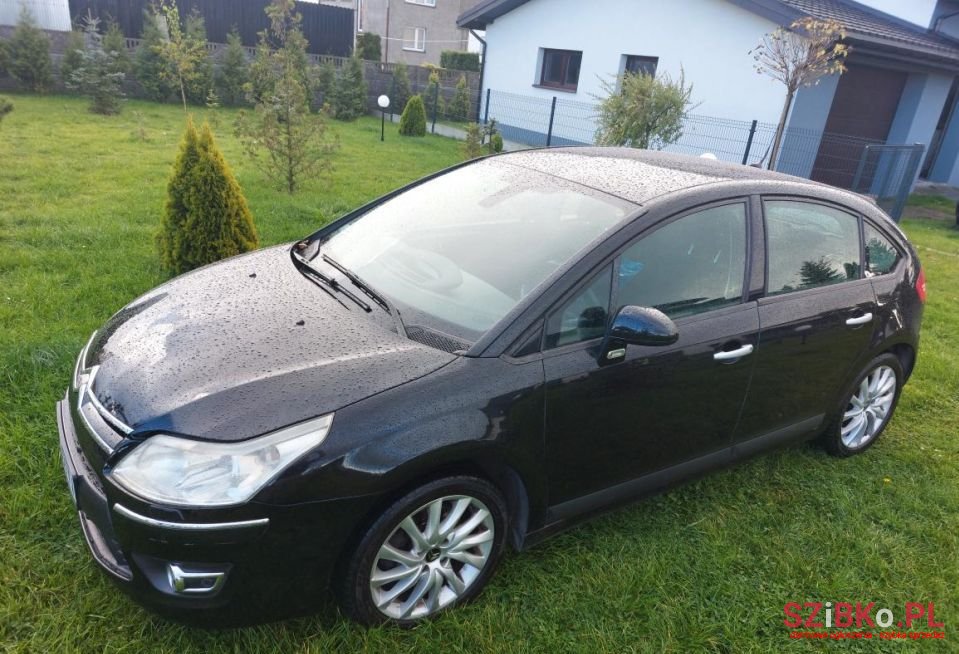 2009' Citroen C4 photo #2
