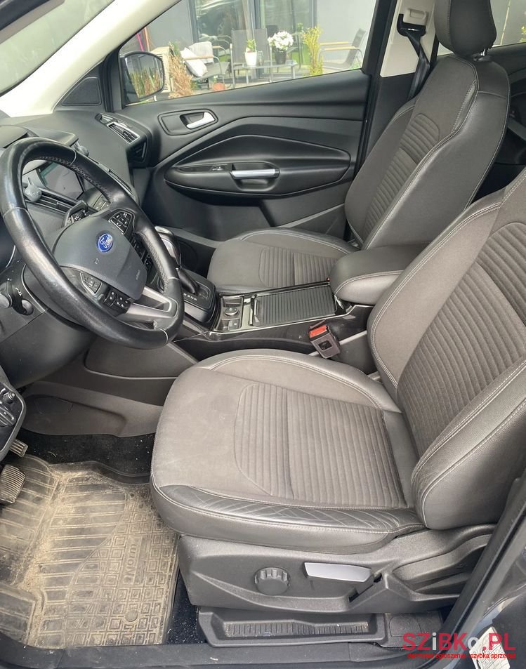 2018' Ford Kuga 2.0 Tdci 4X4 Titanium photo #4