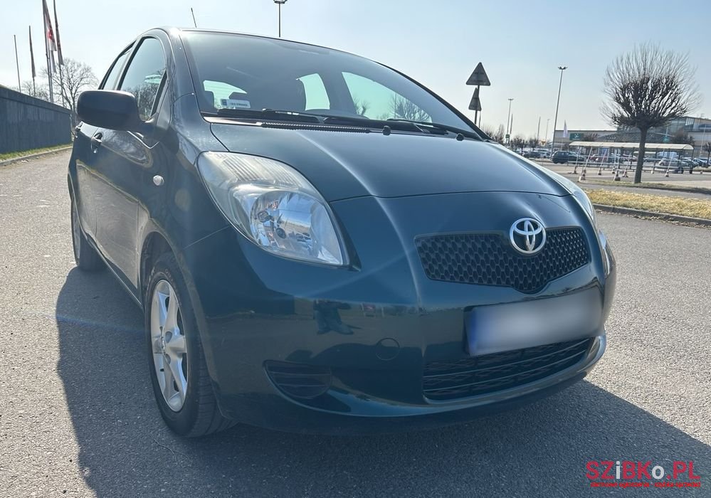 2007' Toyota Yaris 1.3 Luna A/C photo #1