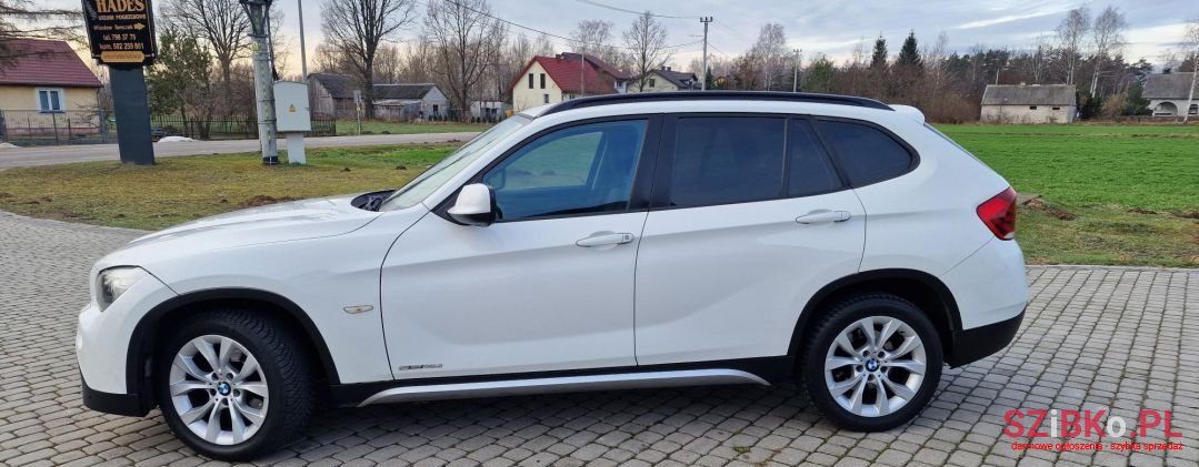 2011' BMW X1 photo #2