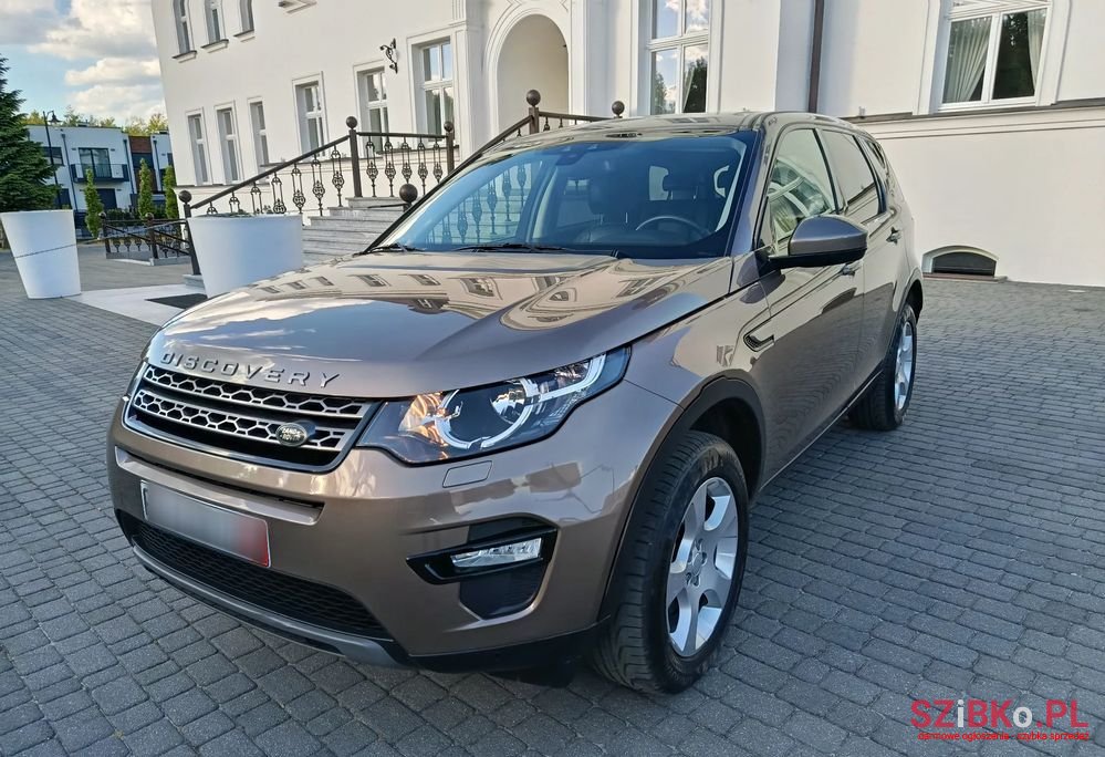 2017' Land Rover Discovery Sport photo #1