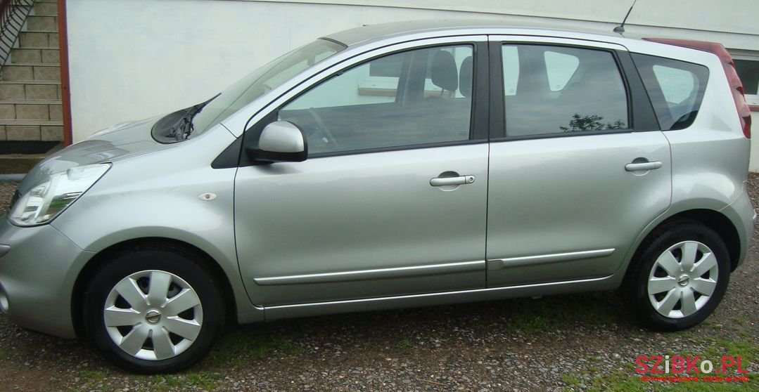 2010' Nissan Note photo #5