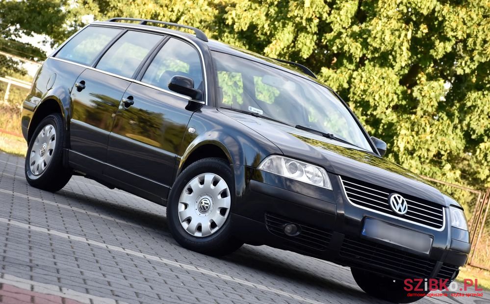 2003' Volkswagen Passat 1.9 Tdi Comfortline photo #4