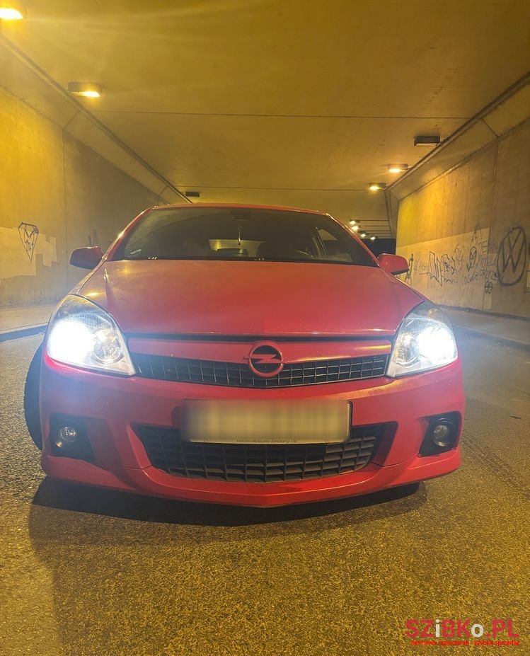 2008' Opel Astra 2.0 Turbo Opc photo #5