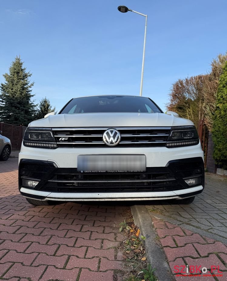 2018' Volkswagen Tiguan photo #6
