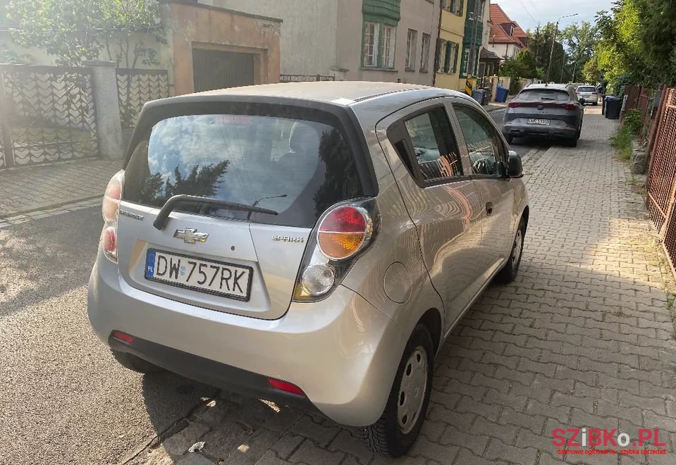 2011' Chevrolet Spark photo #2