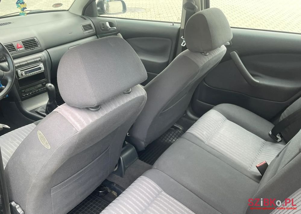 2003' Skoda Octavia photo #4