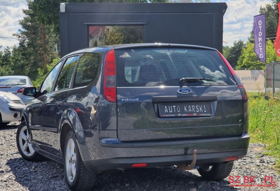 2007' Ford Focus photo #3