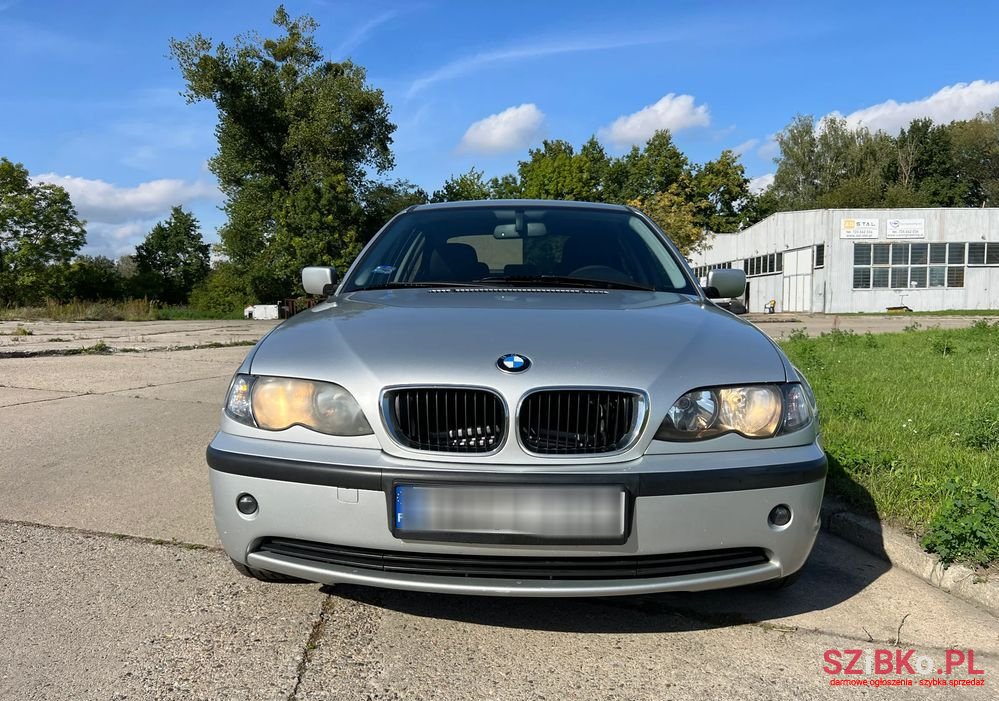 2005' BMW 3 Series 316I photo #4