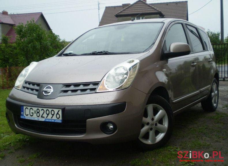 2006' Nissan Note photo #1