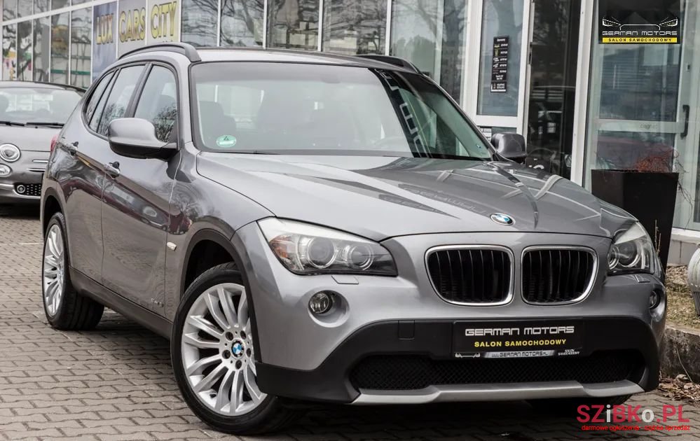 2011' BMW X1 photo #1