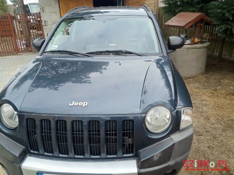 2007' Jeep Compass photo #2