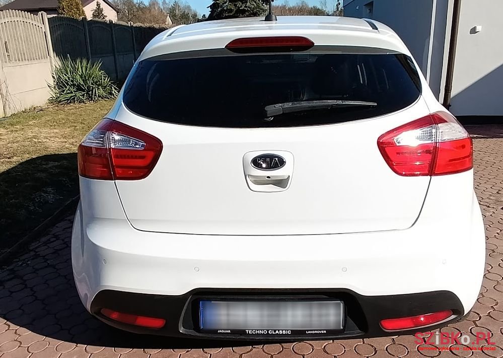 2012' Kia Rio photo #4