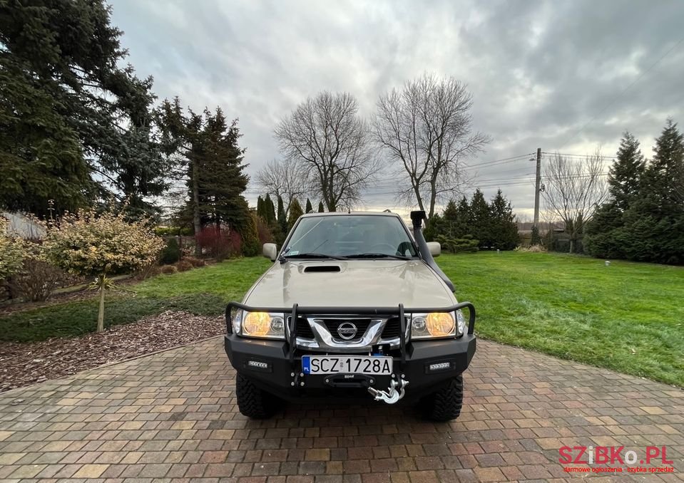 2002' Nissan Terrano photo #2