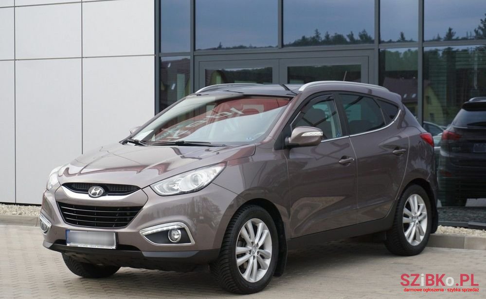 2012' Hyundai ix35 2.0 Crdi 2Wd Style photo #2