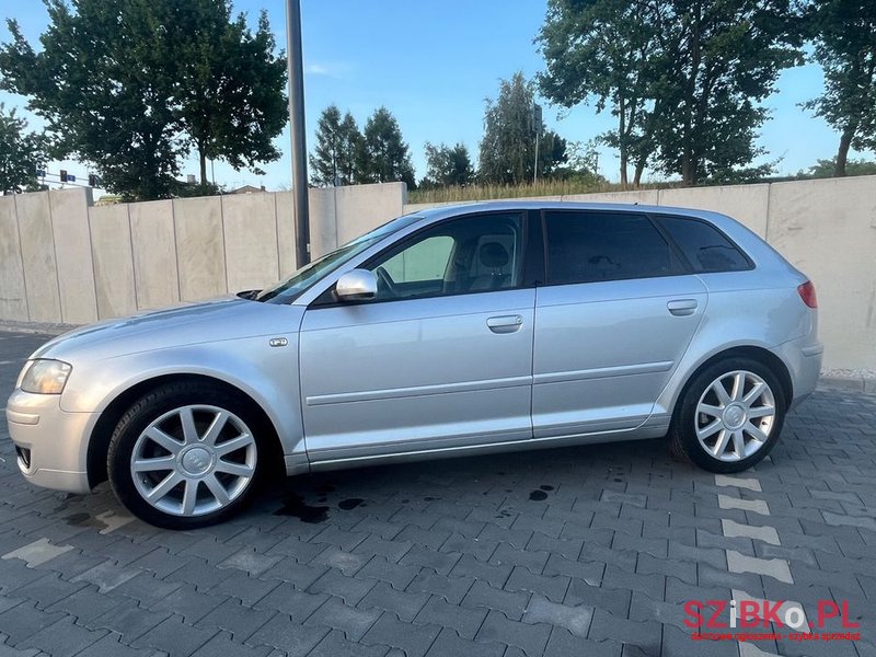 2004' Audi A3 Sportback photo #2