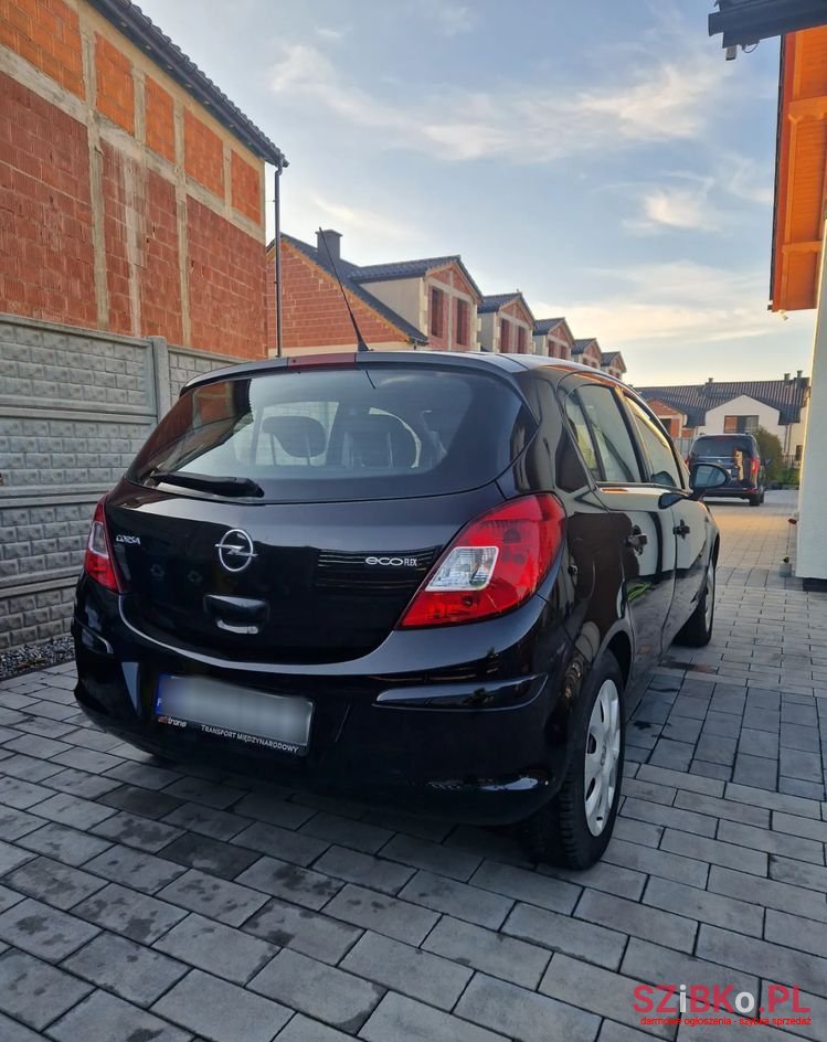 2009' Opel Corsa 1.0 12V photo #3