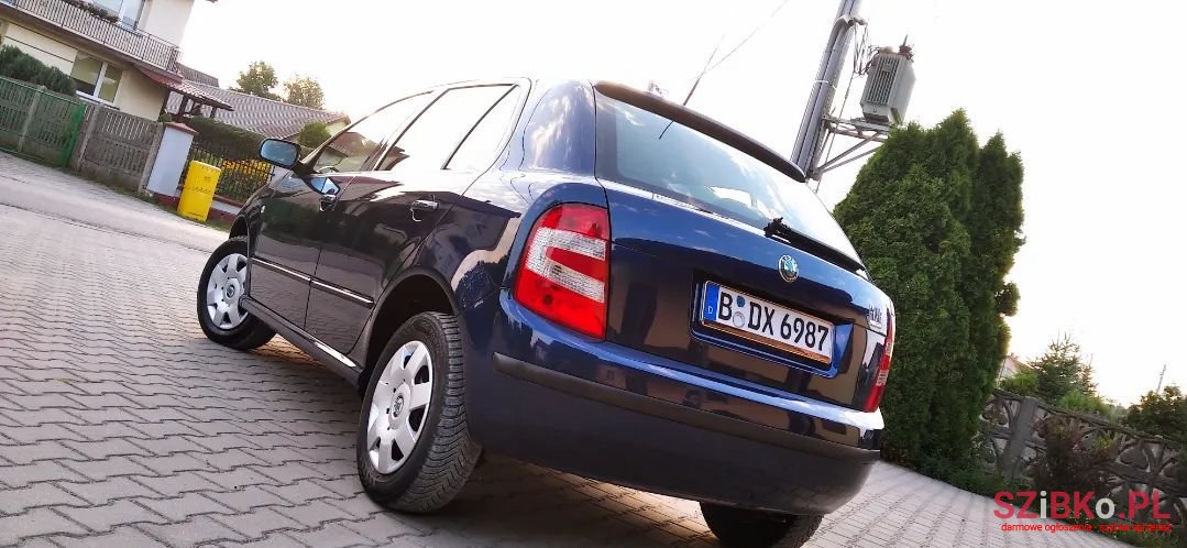 2006' Skoda Fabia photo #5