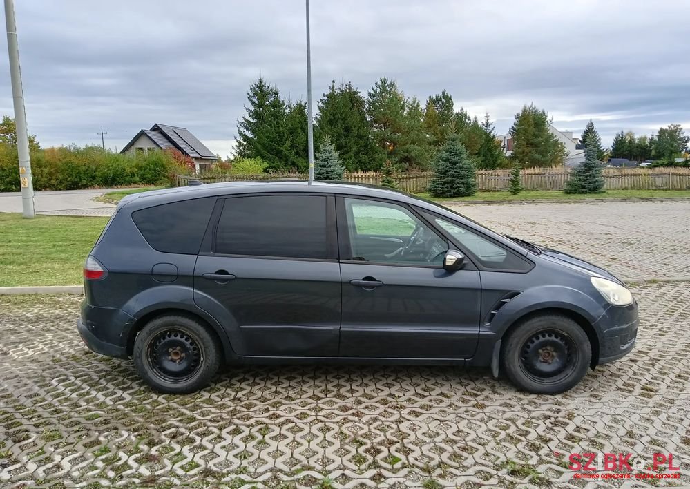 2008' Ford S-Max photo #3