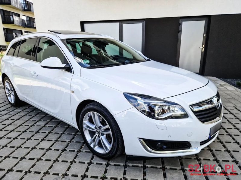 2015' Opel Insignia 2.0 Cdti Cosmo photo #3