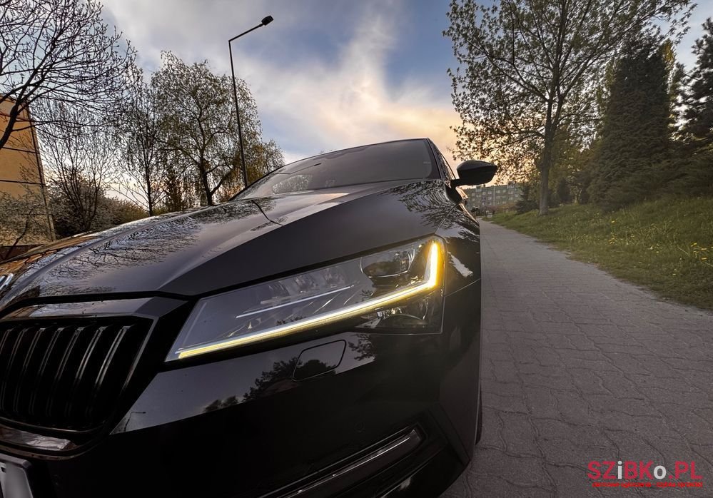 2022' Skoda Superb photo #3
