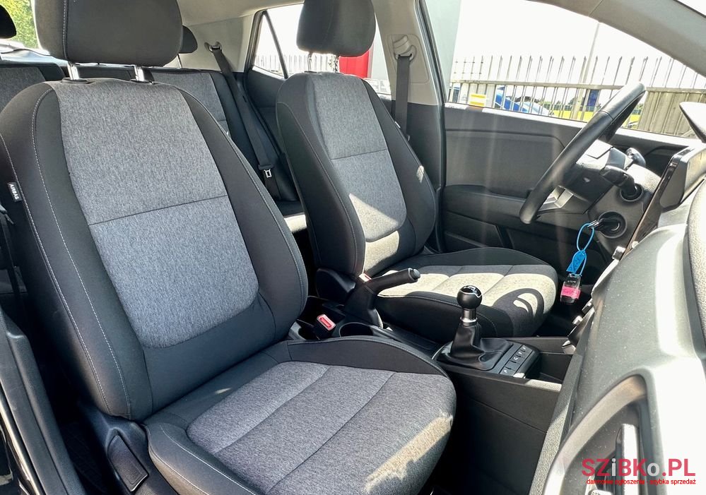 2023' Kia Stonic photo #6