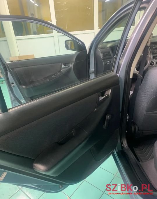 2004' Toyota Corolla photo #6