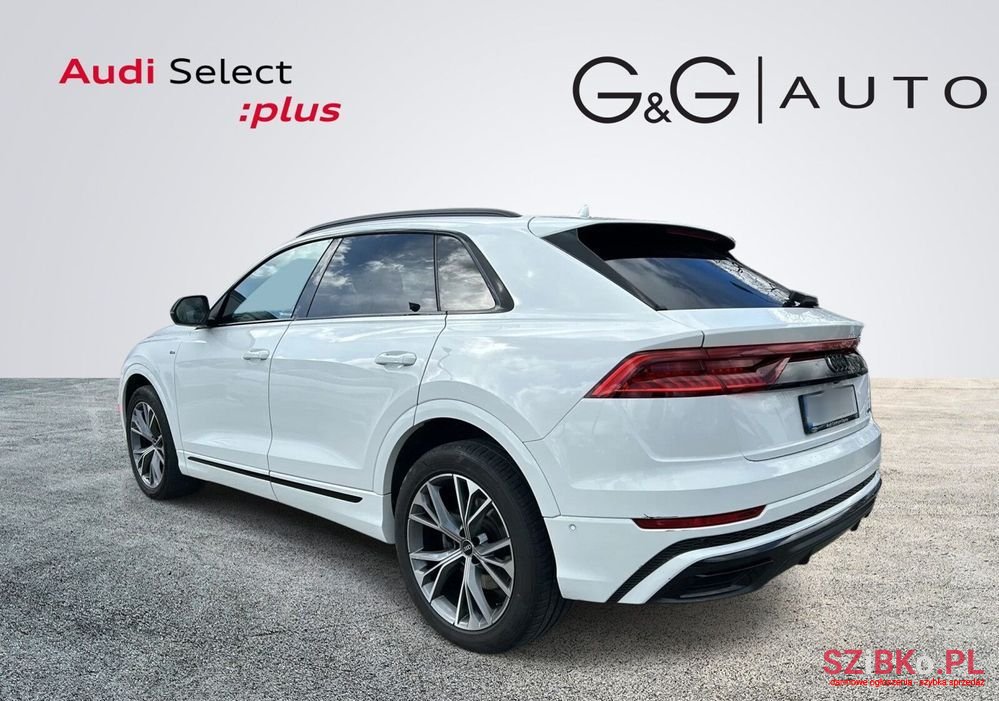 2021' Audi Q8 photo #4