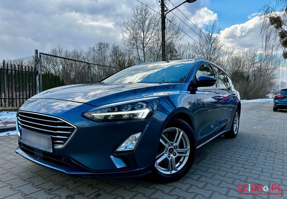 2020' Ford Focus photo #3