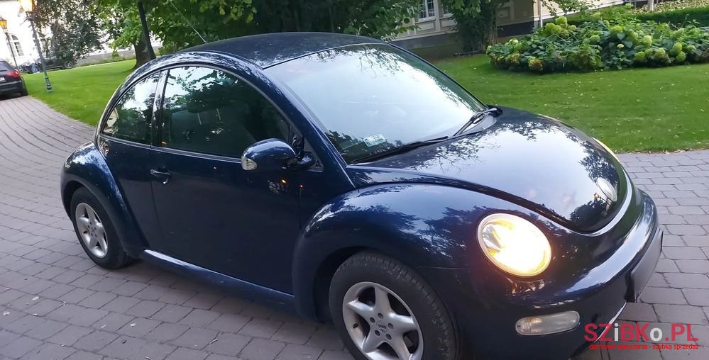 2003' Volkswagen New Beetle 1.4 photo #1