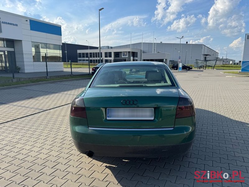 2002' Audi A4 2.0 Multitronic photo #6