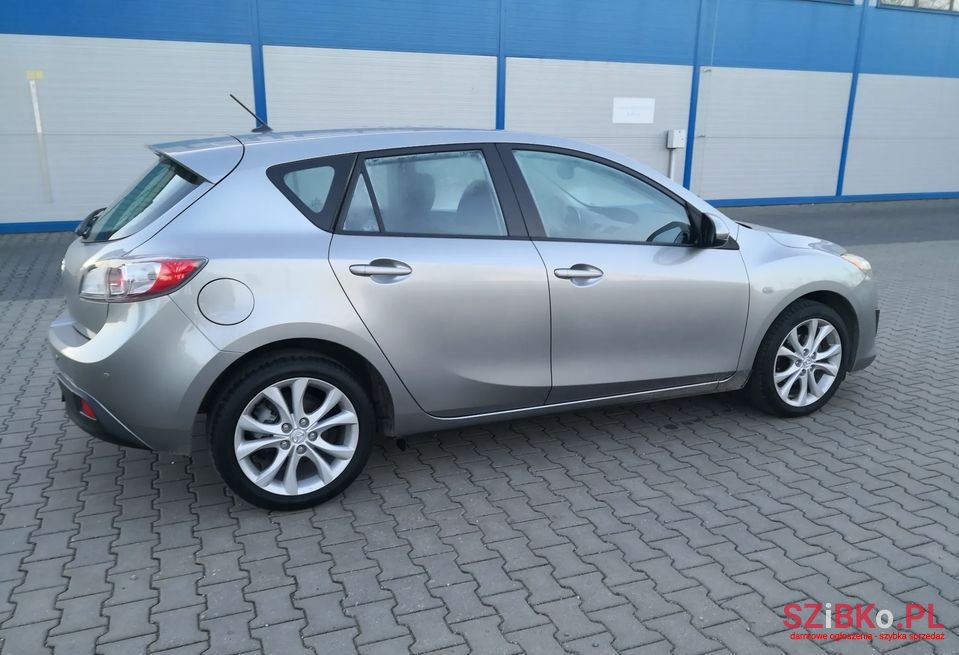 2011' Mazda 3 photo #4