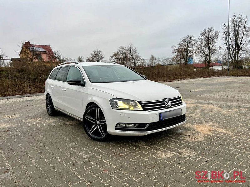 2014' Volkswagen Passat photo #1