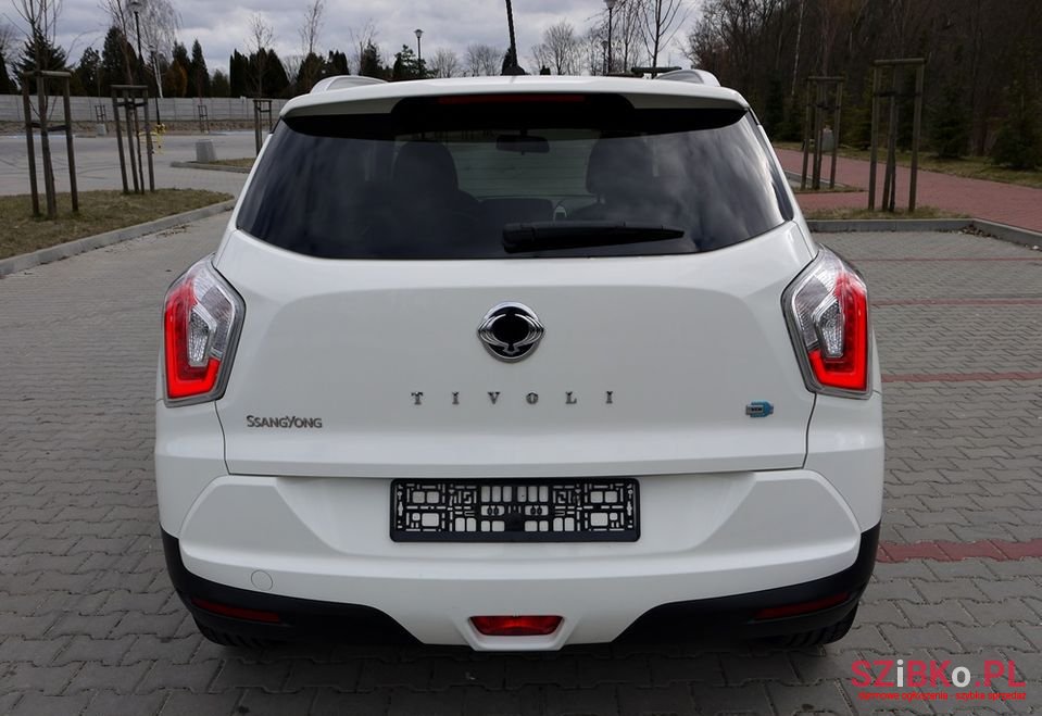 2017' SsangYong Tivoli photo #6