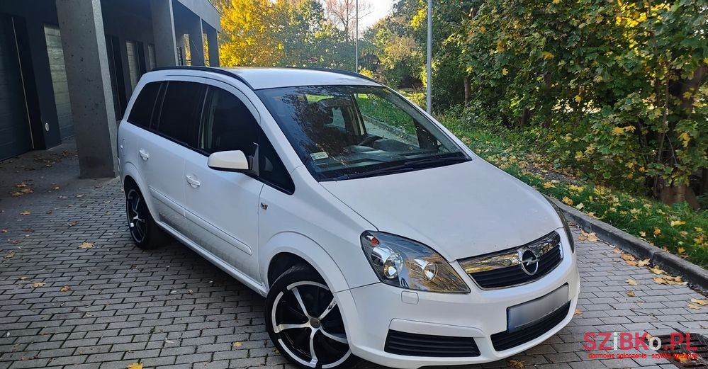 2007' Opel Zafira photo #2