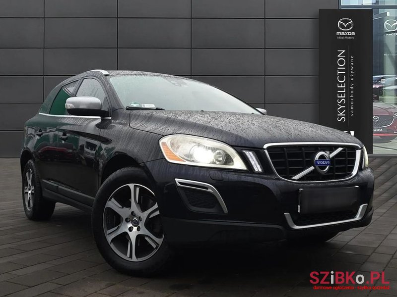 2011' Volvo Xc 60 D3 Summum photo #1