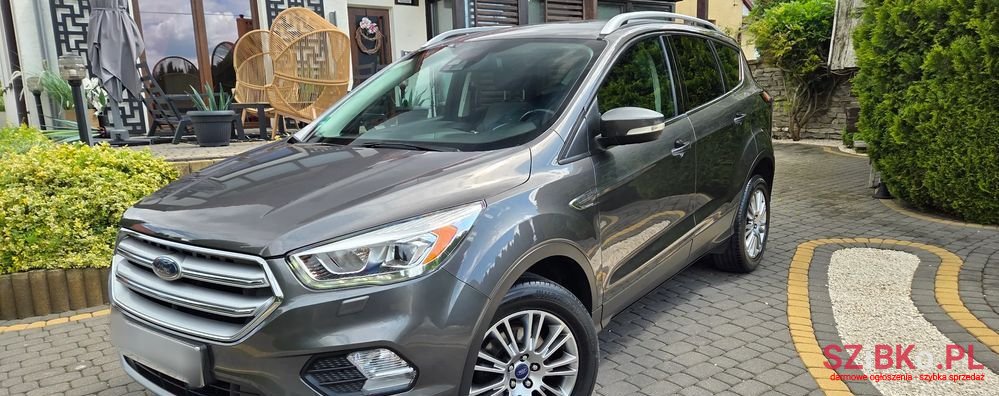 2017' Ford Kuga photo #1